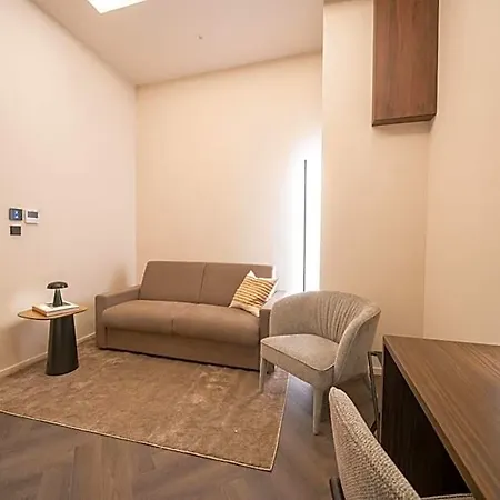 Damas Hotel